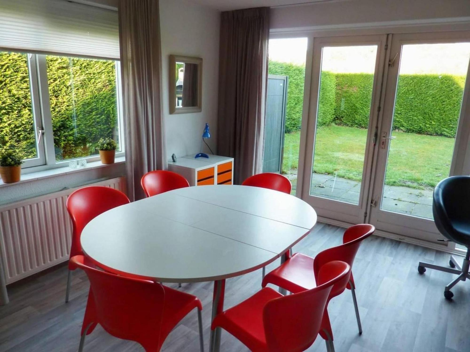 Vakantiehuis With Courtyard *