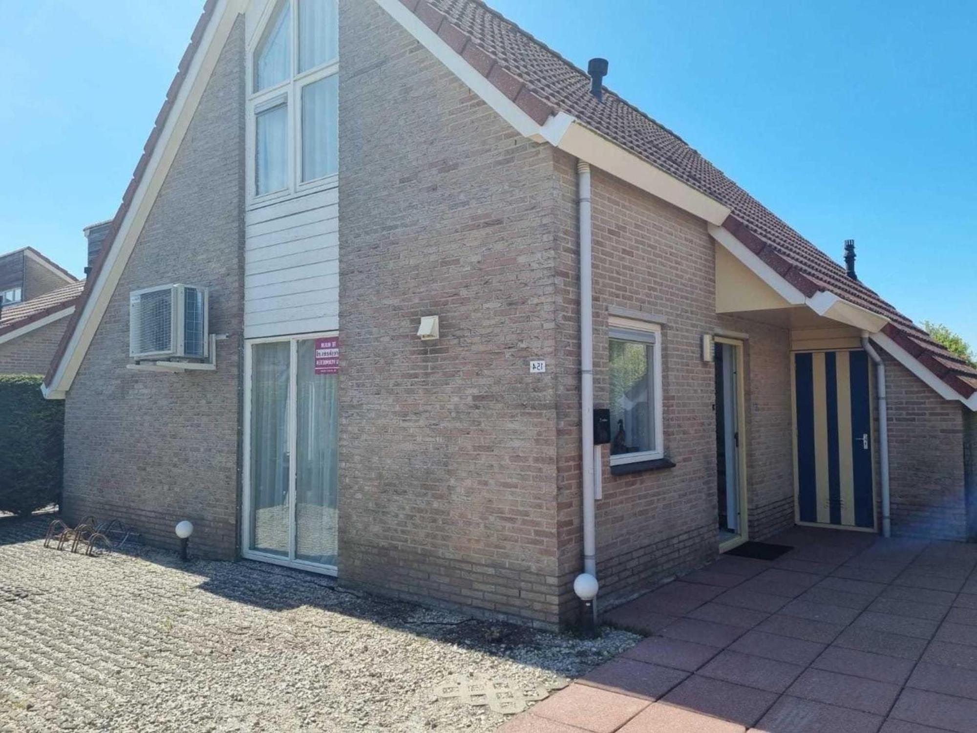 Vakantiehuis With Courtyard
