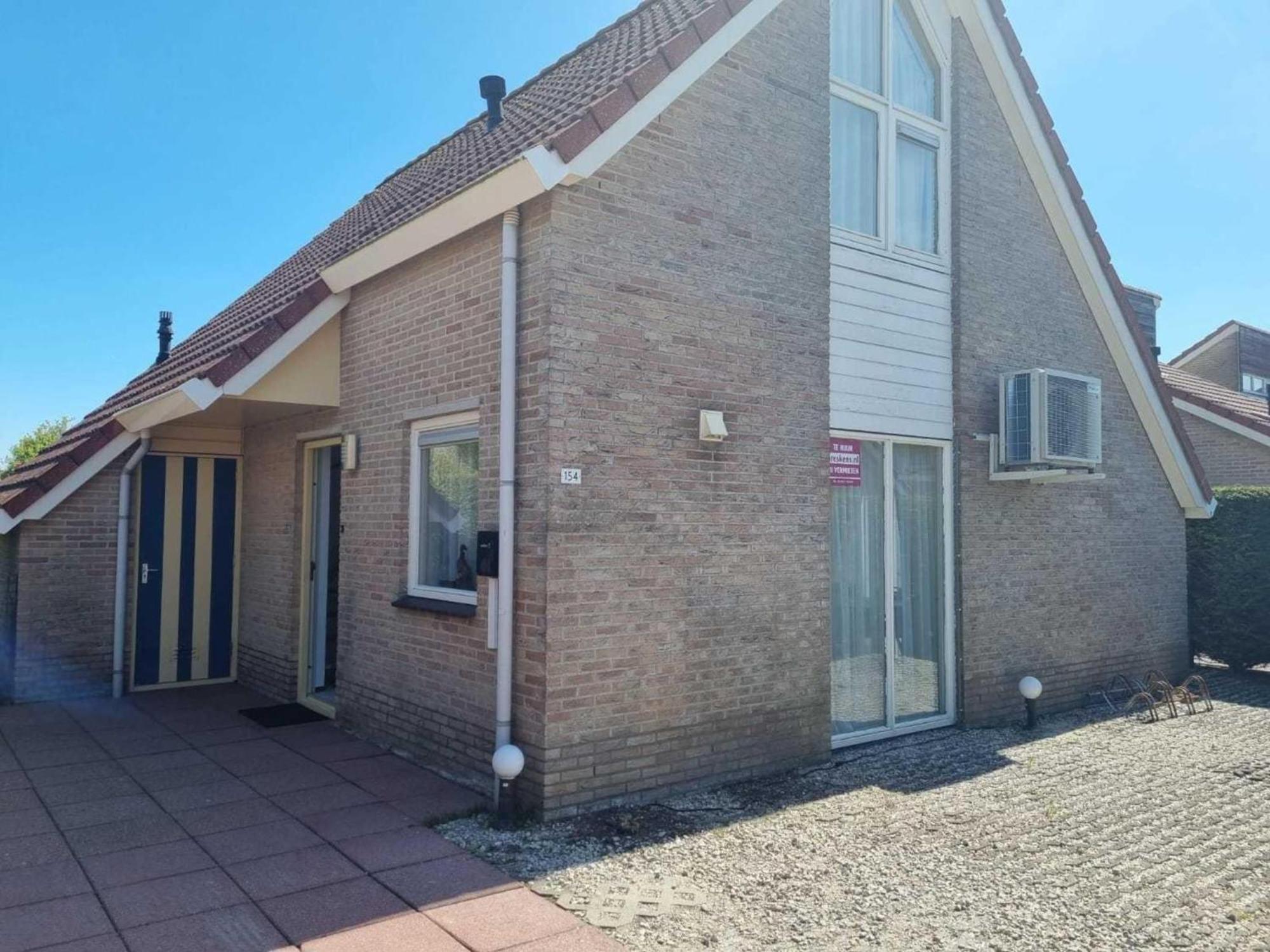 With Courtyard Vakantiehuis *