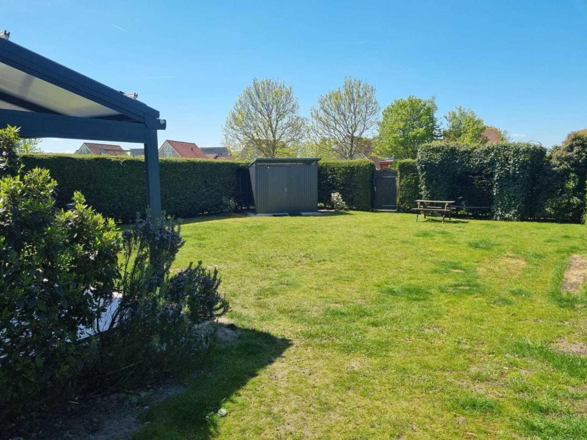 Vakantiehuis With Courtyard *