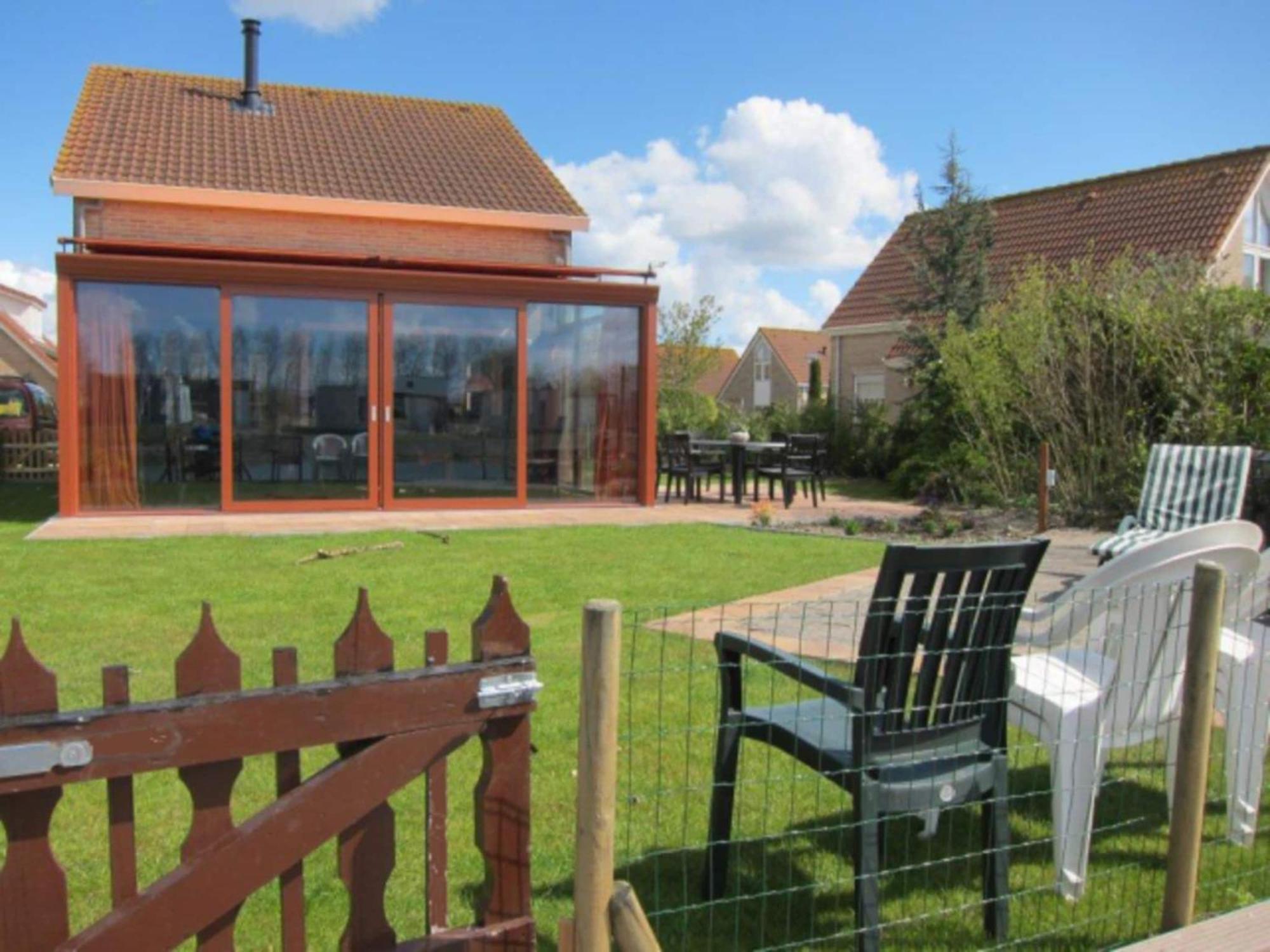 With Courtyard Vakantiehuis