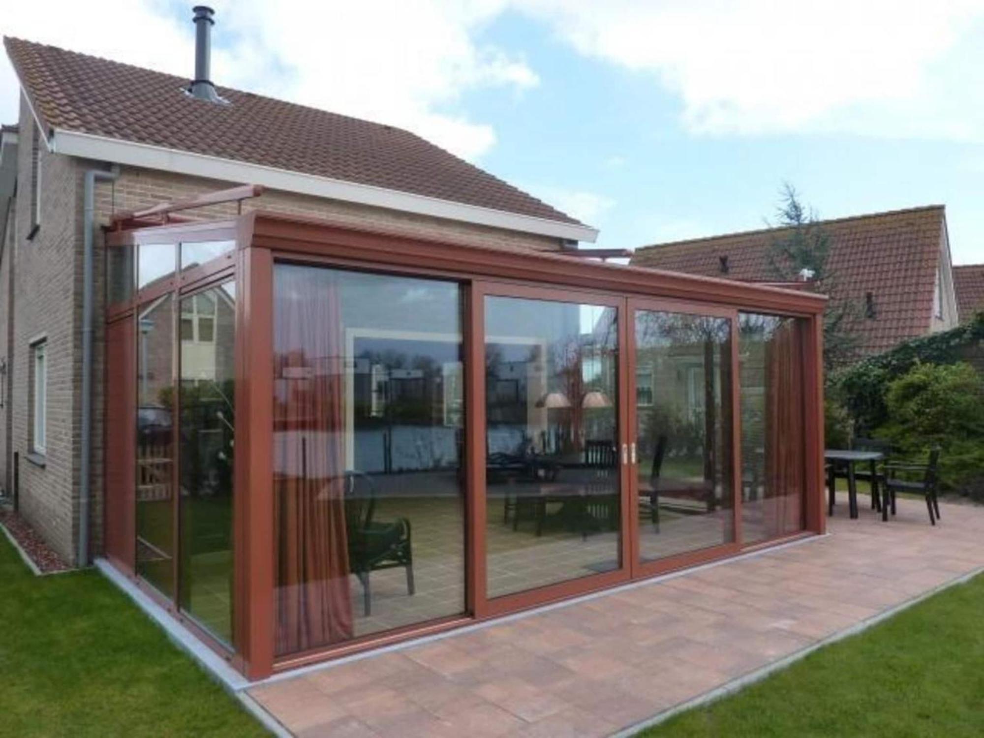 Vakantiehuis With Courtyard *