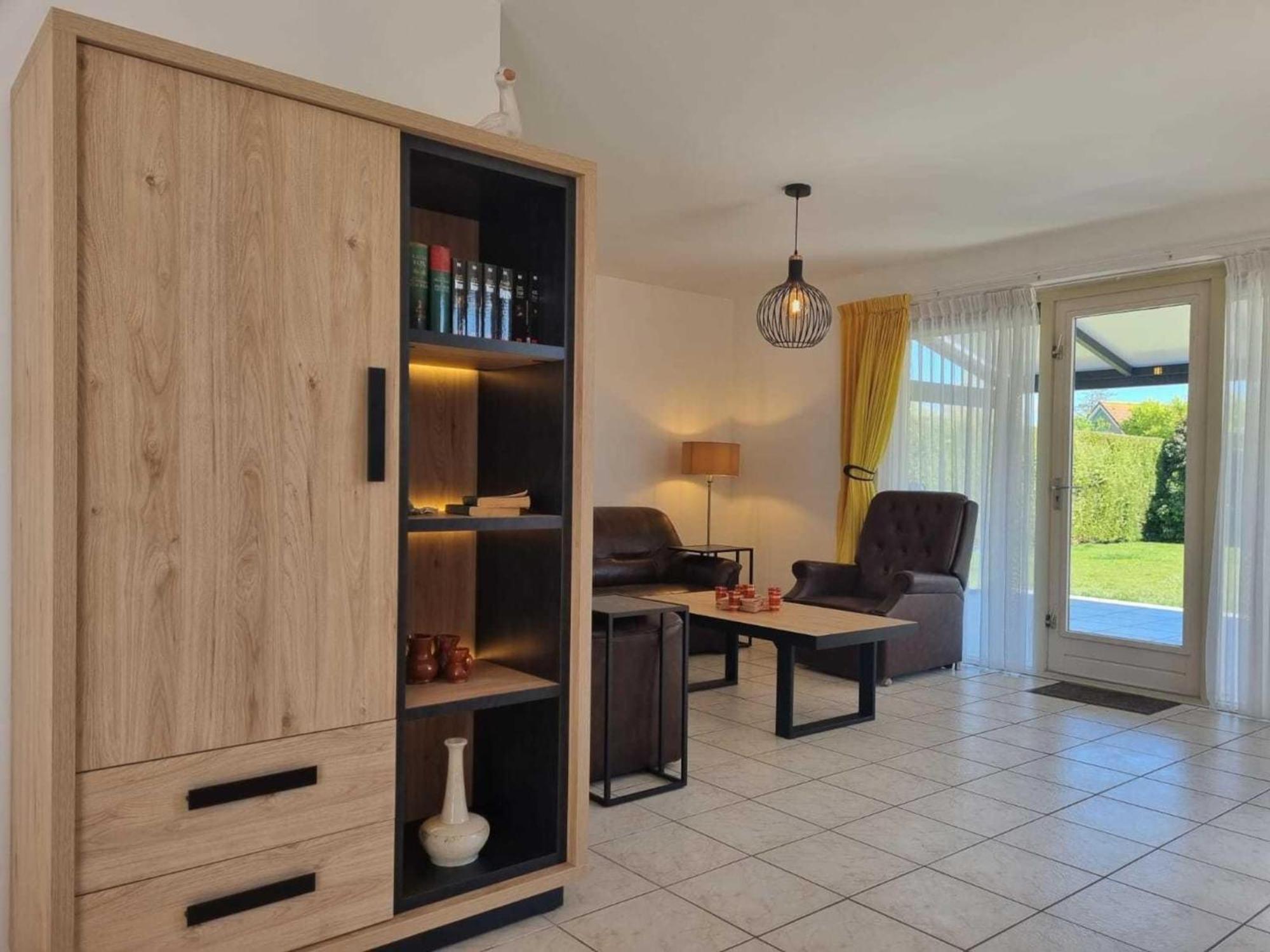Vakantiehuis With Courtyard *